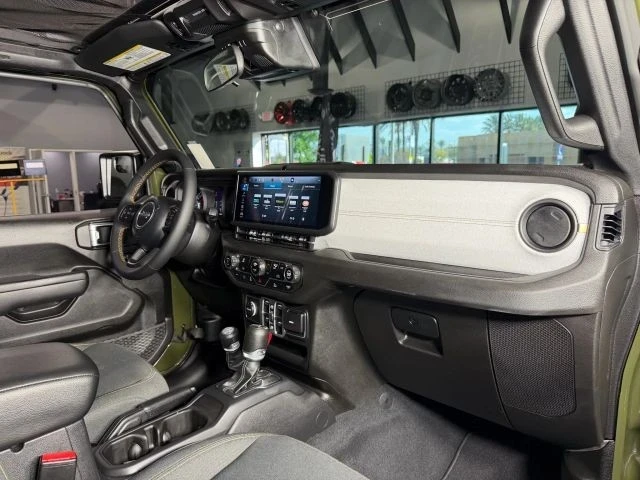 2024 Jeep JL Wrangler - Image 16 of 21