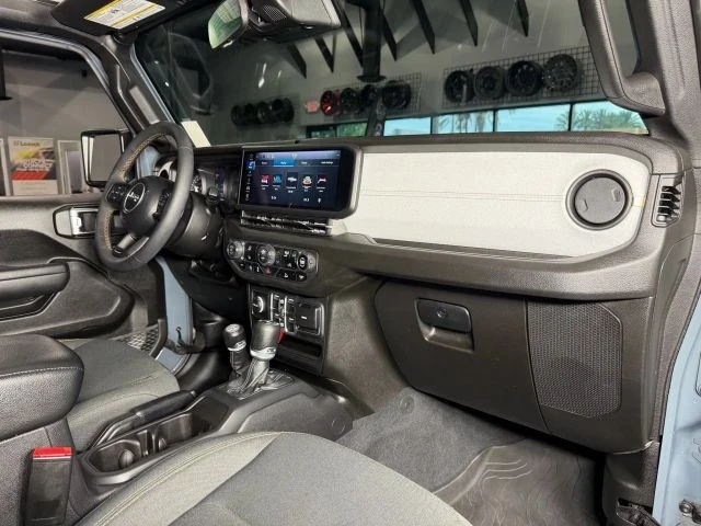 2024 Jeep JL Wrangler - Image 16 of 21