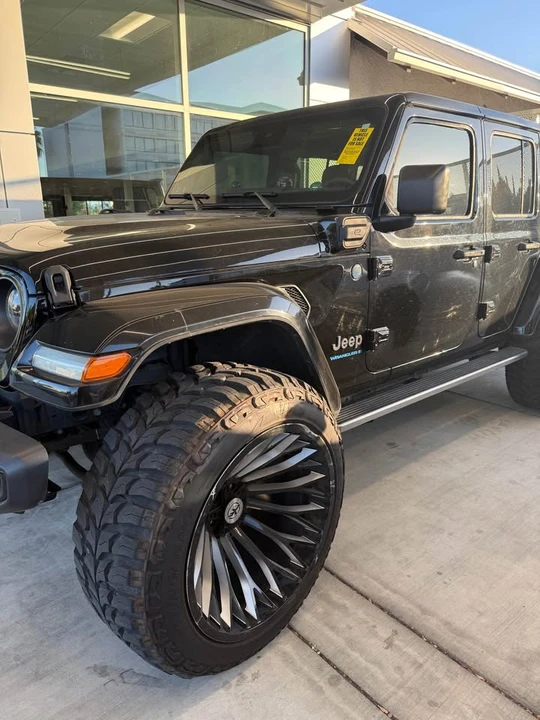 2024 Jeep JL Wrangler - Image 6 of 8