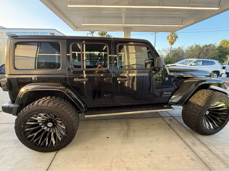 2024 Jeep JL Wrangler - Image 3 of 8