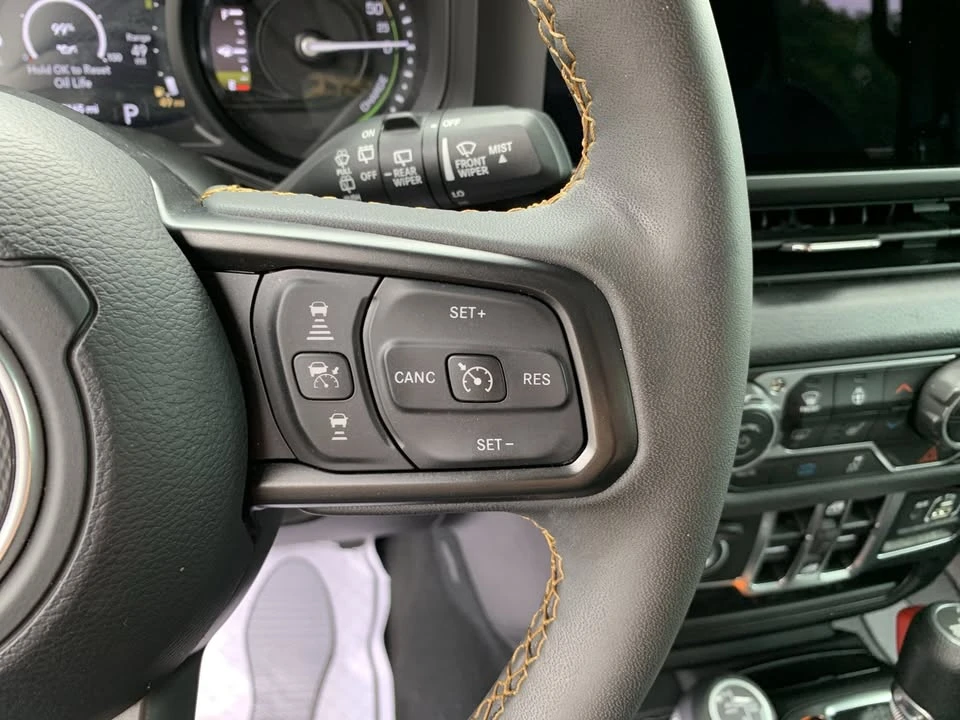 2024 Jeep JL Wrangler - Image 19 of 20