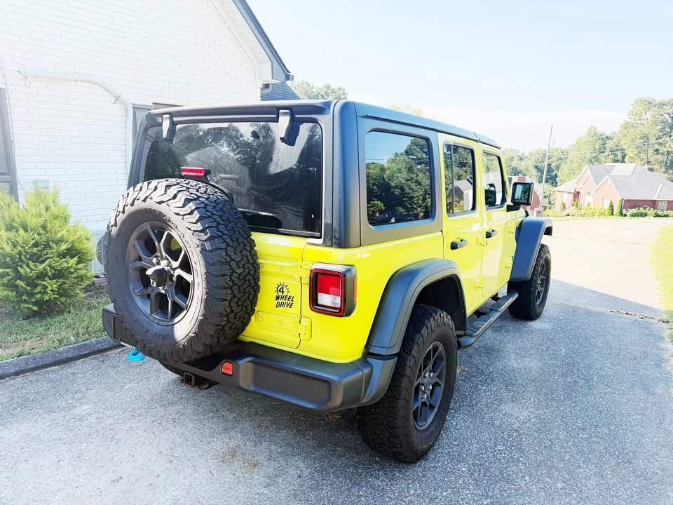 2024 Jeep JL Wrangler - Image 4 of 16