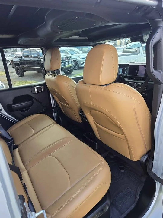 2024 Jeep JL Wrangler - Image 7 of 7