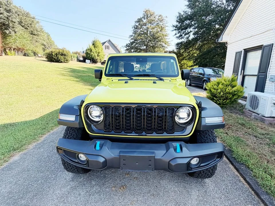 2024 Jeep JL Wrangler - Image 3 of 16