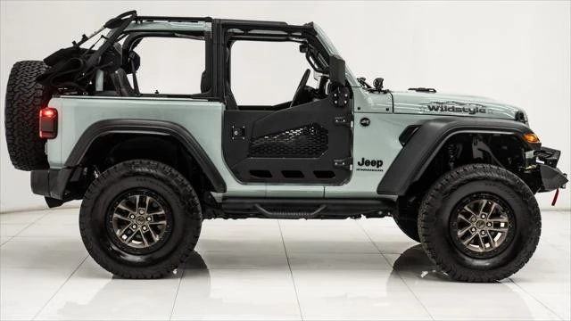 2024 Jeep JL Wrangler - Image 10 of 21