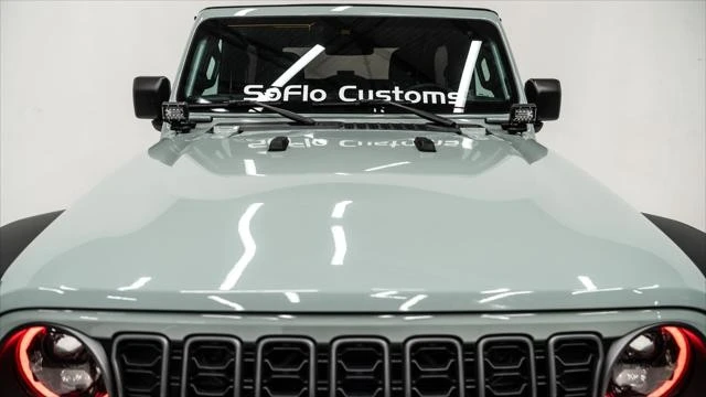 2024 Jeep JL Wrangler - Image 20 of 21