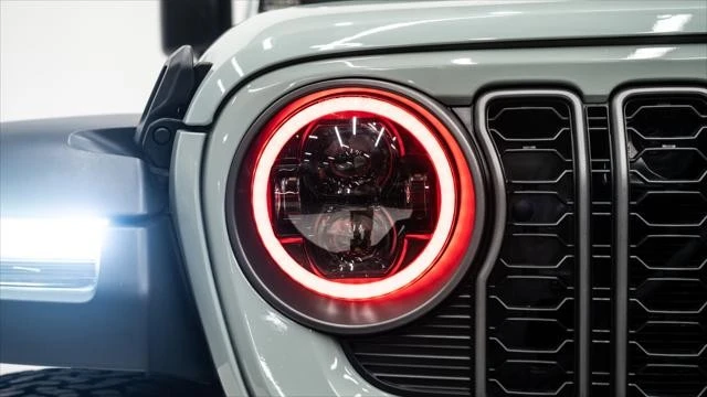 2024 Jeep JL Wrangler - Image 15 of 21