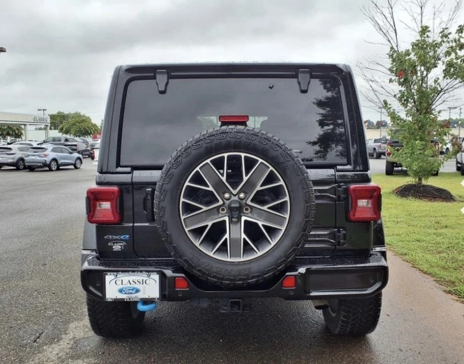 2024 Jeep JL Wrangler - Image 2 of 24