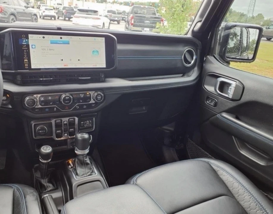 2024 Jeep JL Wrangler - Image 8 of 24