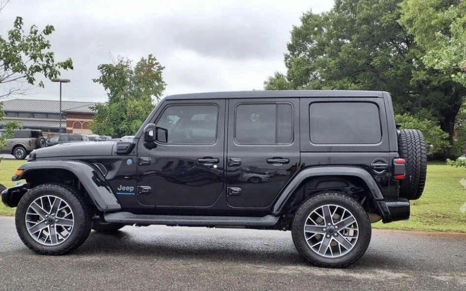 2024 Jeep JL Wrangler - Image 6 of 24