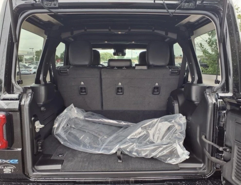 2024 Jeep JL Wrangler - Image 12 of 24