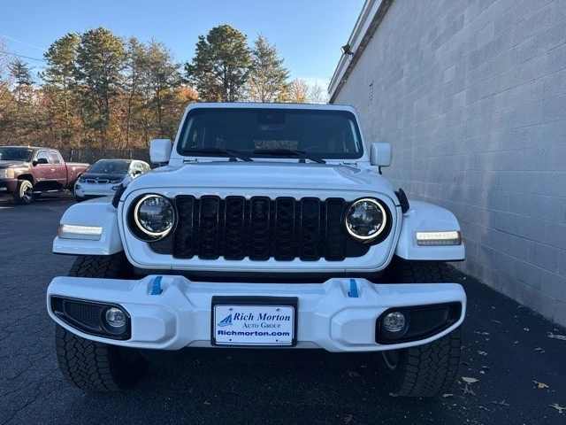 2024 Jeep JL Wrangler - Image 4 of 12