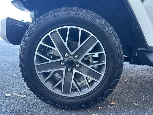 2024 Jeep JL Wrangler - Image 27 of 30