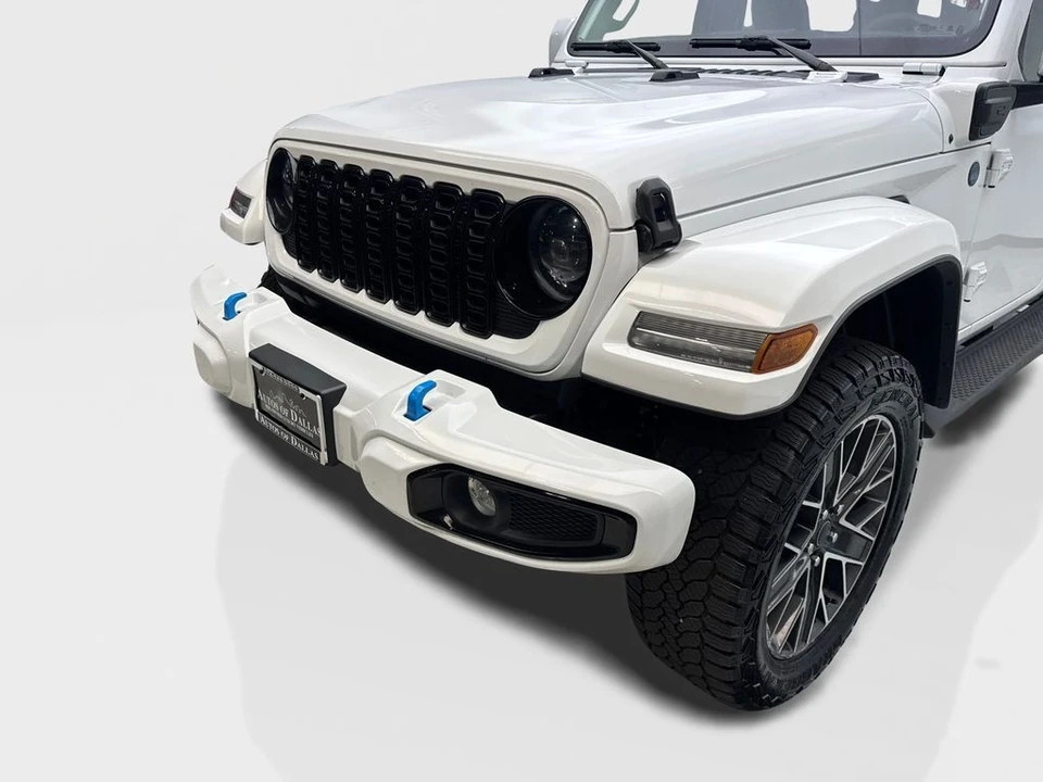 2024 Jeep JL Wrangler - Image 16 of 31