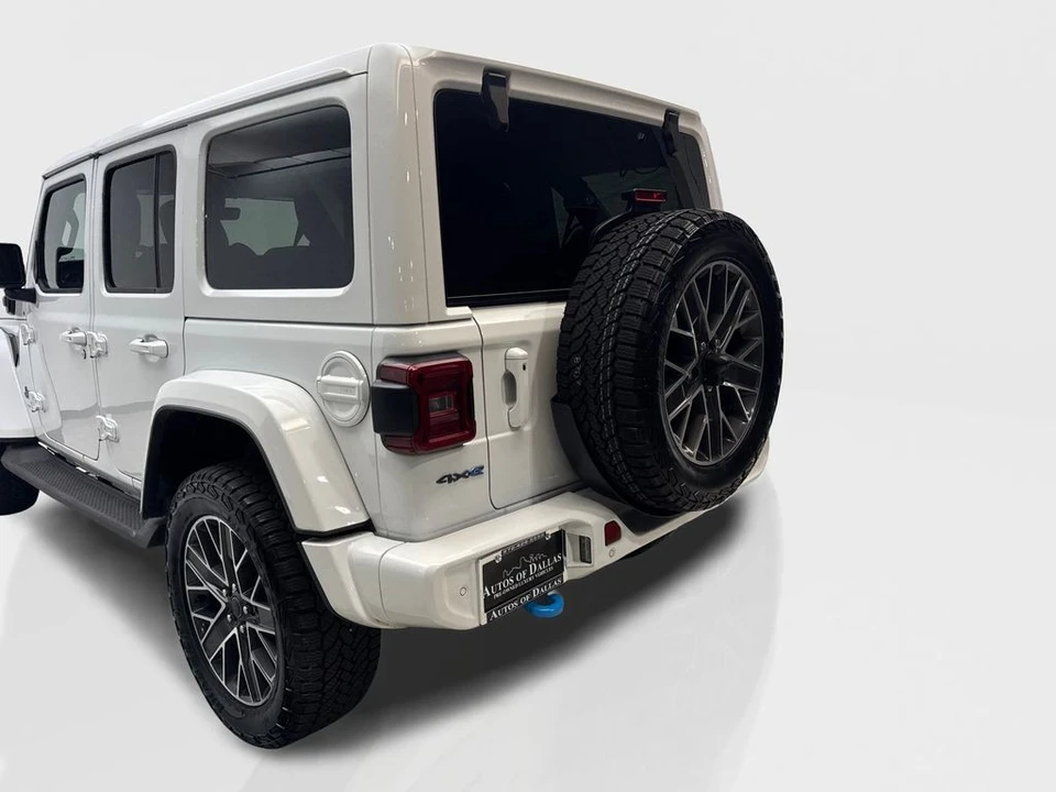 2024 Jeep JL Wrangler - Image 19 of 31