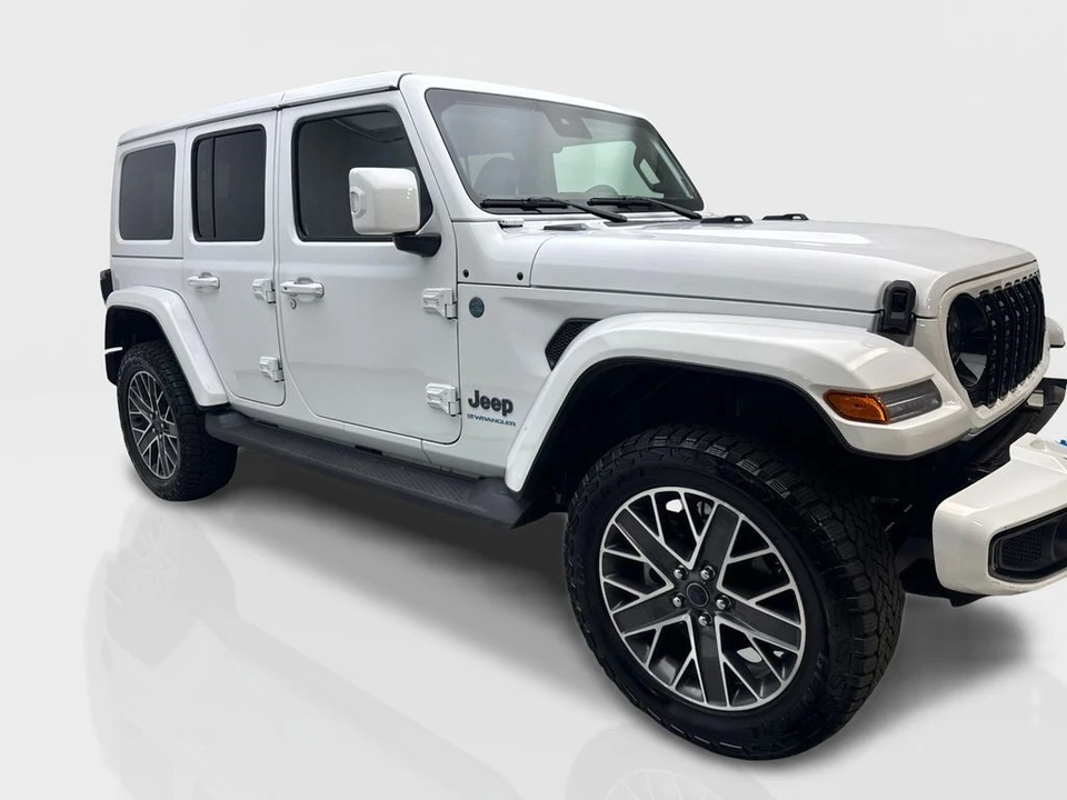 2024 Jeep JL Wrangler - Image 12 of 31
