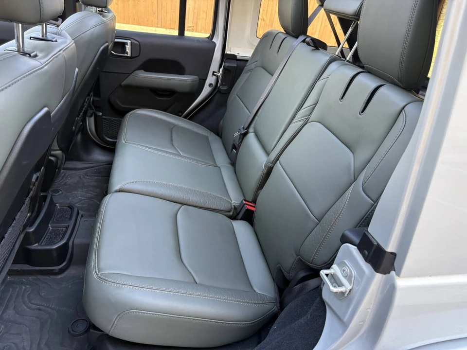 2024 Jeep JL Wrangler - Image 14 of 21