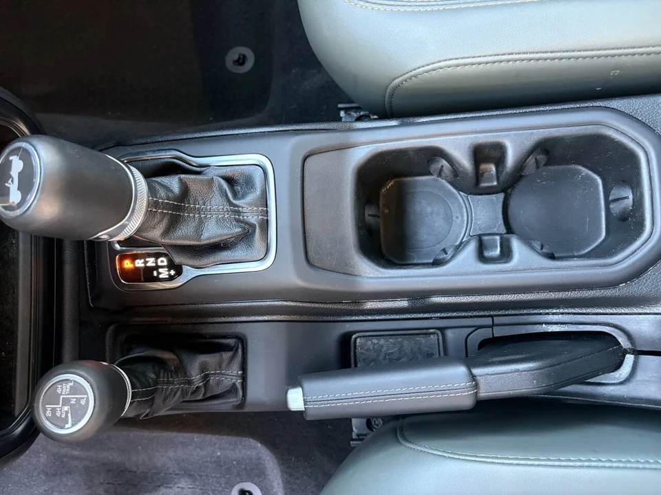 2024 Jeep JL Wrangler - Image 19 of 21