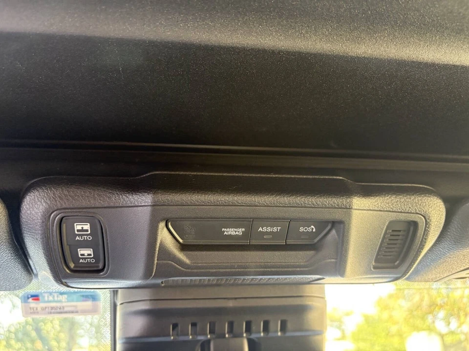 2024 Jeep JL Wrangler - Image 17 of 21