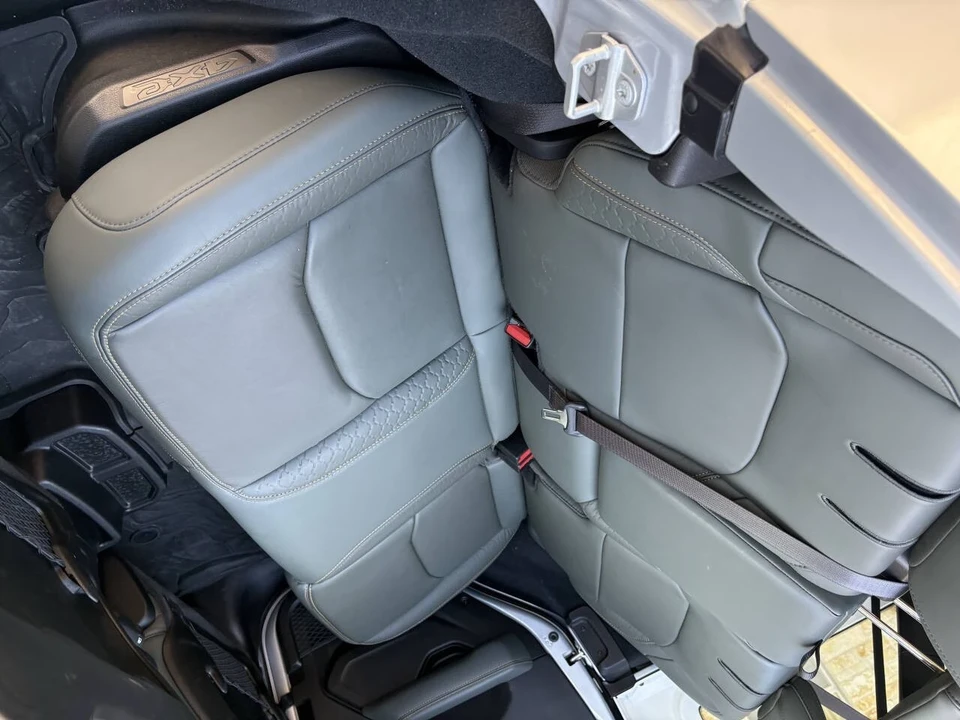 2024 Jeep JL Wrangler - Image 12 of 21