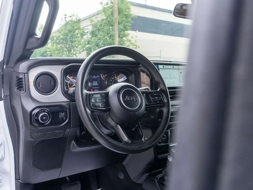 2024 Jeep JK Wrangler - Image 15 of 20