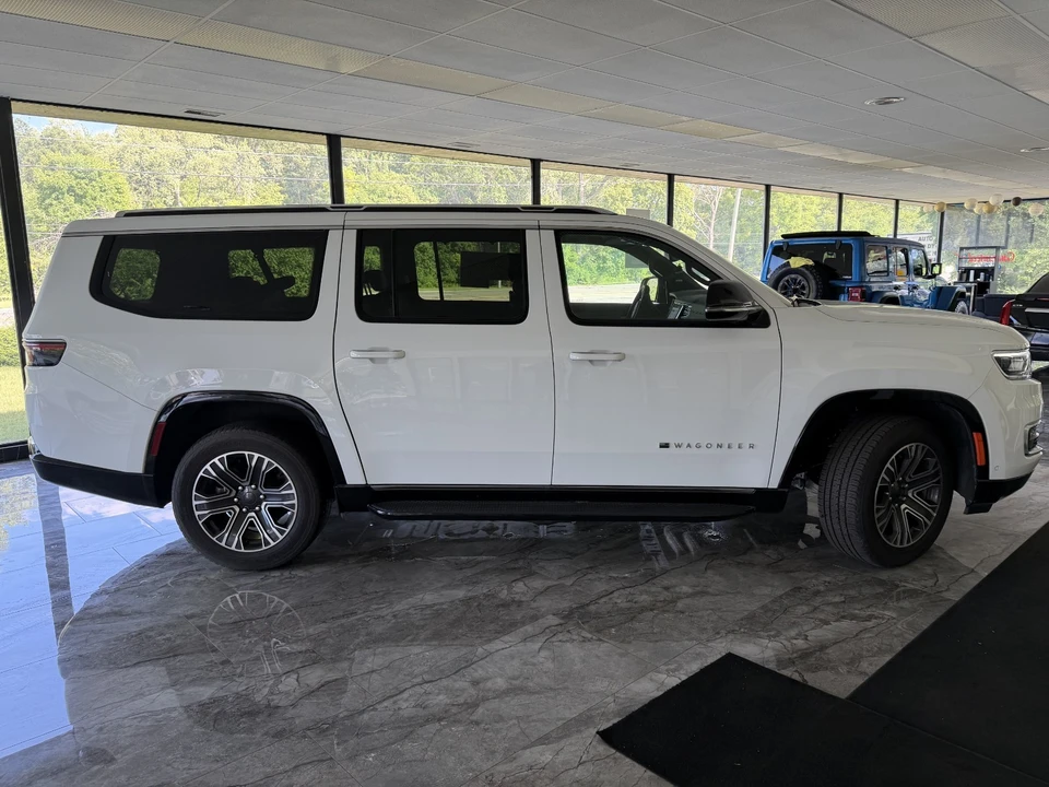 2024 Jeep JL Wrangler - Image 10 of 24