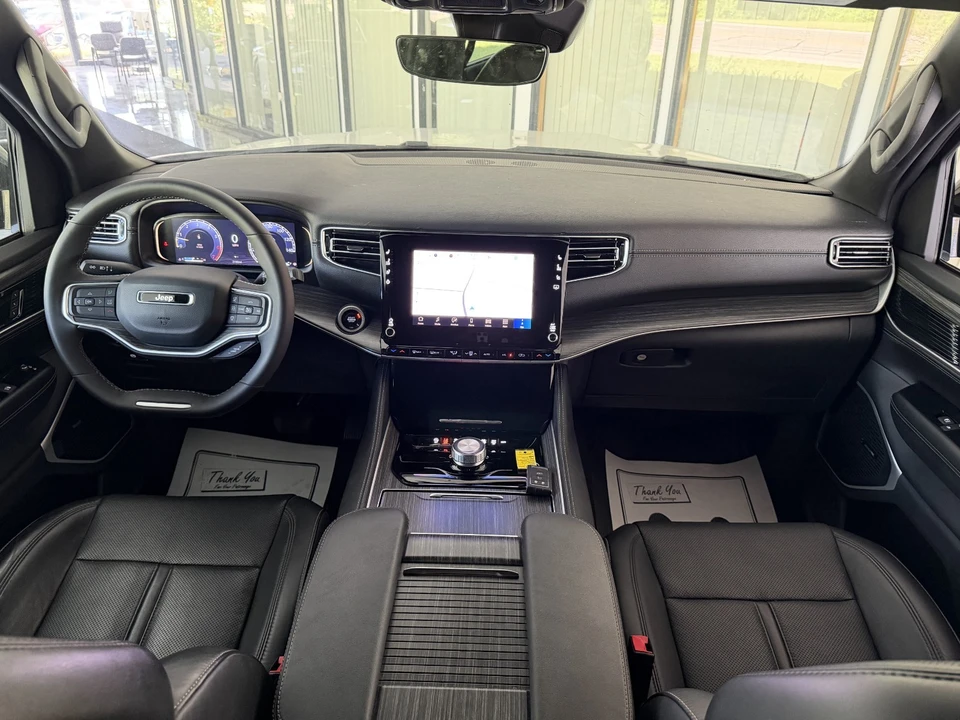 2024 Jeep JL Wrangler - Image 19 of 24