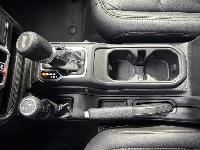2024 Jeep JL Wrangler - Image 26 of 30