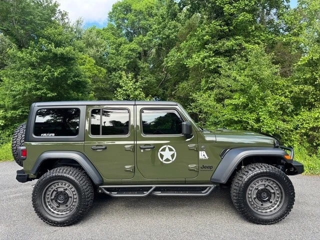 2024 Jeep JL Wrangler - Image 5 of 30