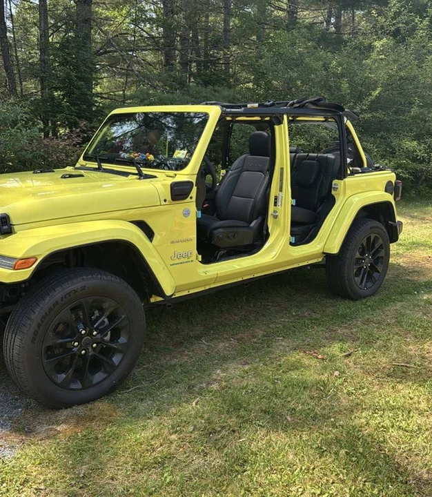 2024 Jeep JL Wrangler - Image 3 of 3