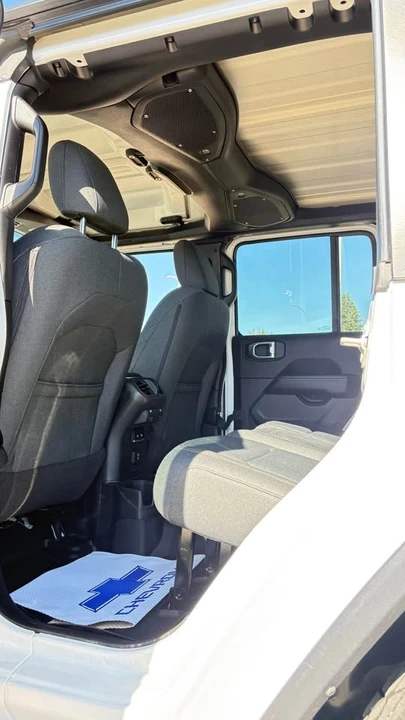 2024 Jeep JL Wrangler - Image 6 of 18