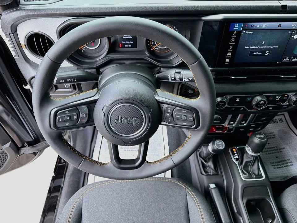 2024 Jeep JL Wrangler - Image 15 of 20