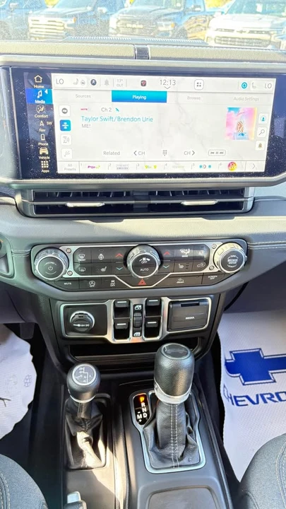 2024 Jeep JL Wrangler - Image 12 of 18
