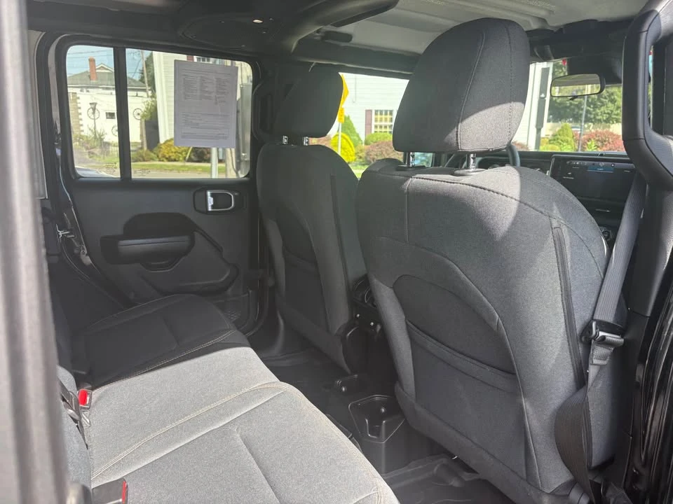 2024 Jeep JL Wrangler - Image 8 of 11