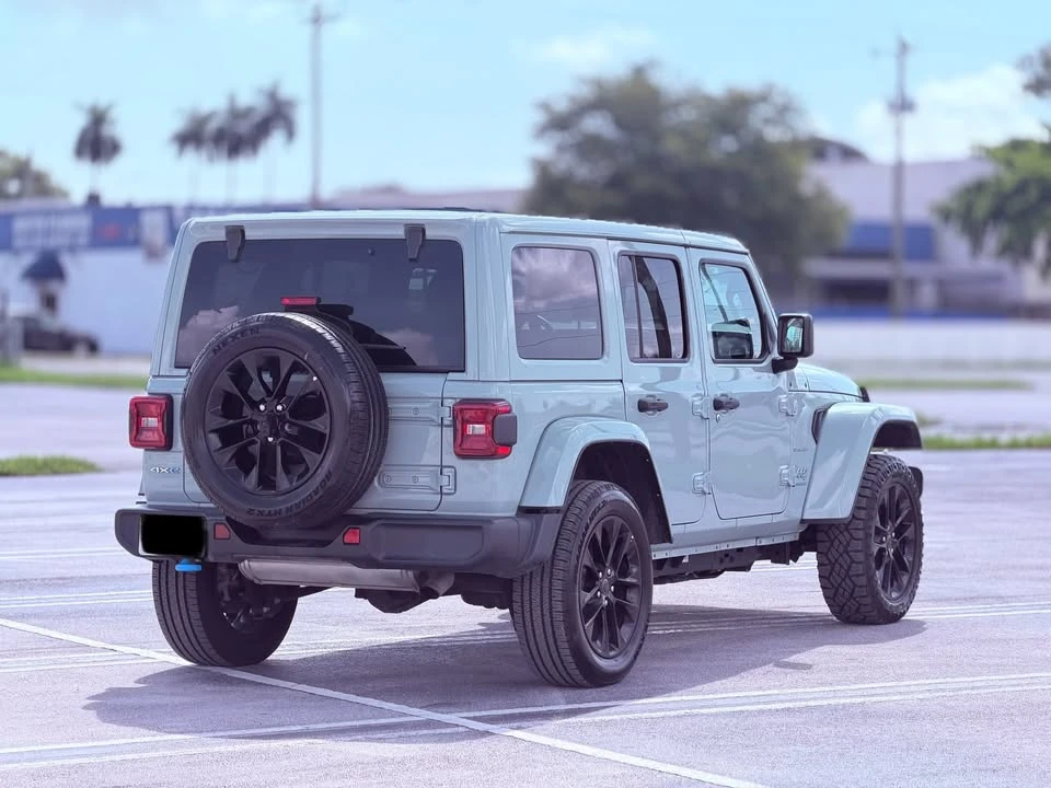 2024 Jeep JL Wrangler - Image 8 of 14
