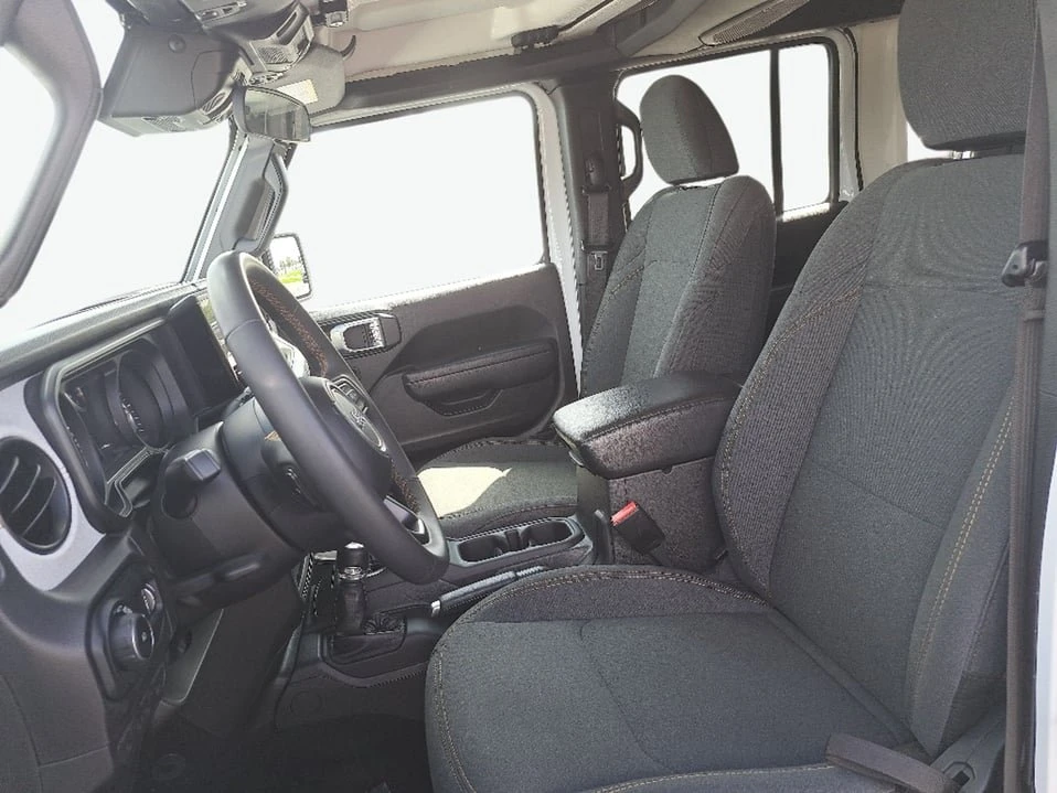 2024 Jeep JL Wrangler - Image 15 of 20