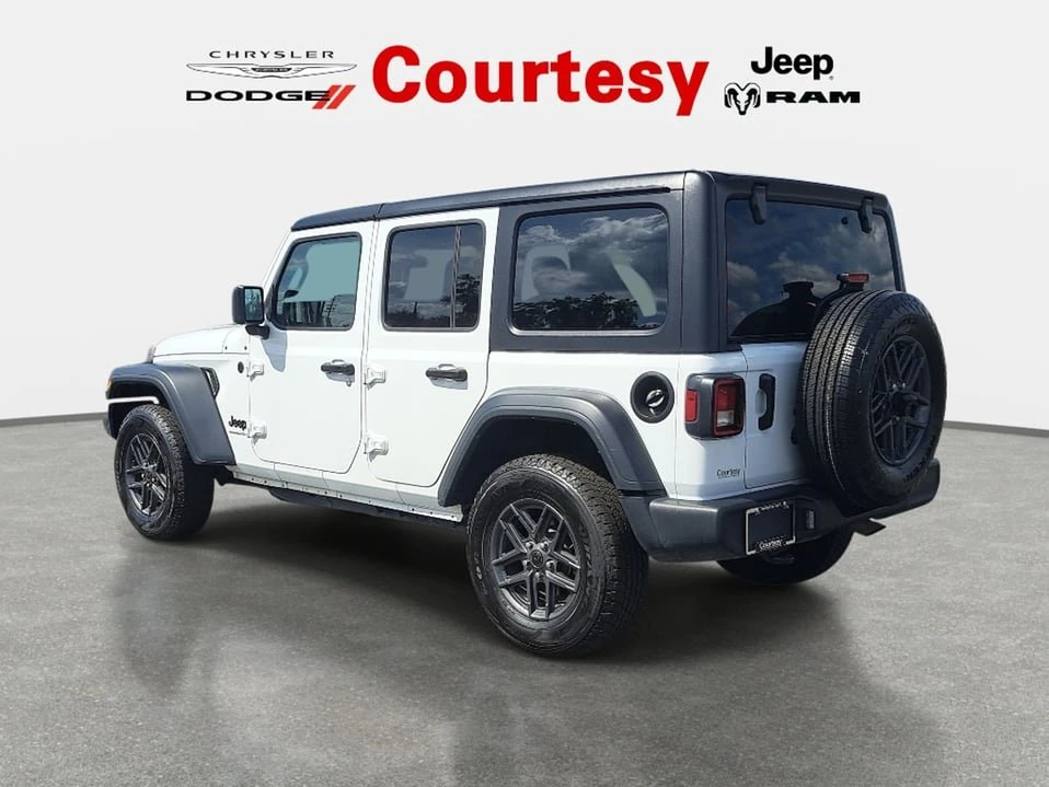 2024 Jeep JL Wrangler - Image 6 of 20