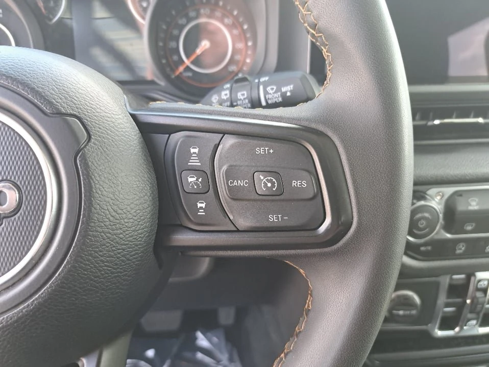 2024 Jeep JL Wrangler - Image 18 of 20