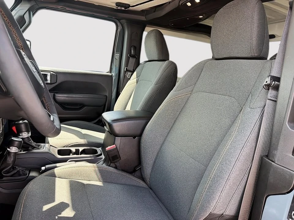 2024 Jeep JL Wrangler - Image 9 of 10