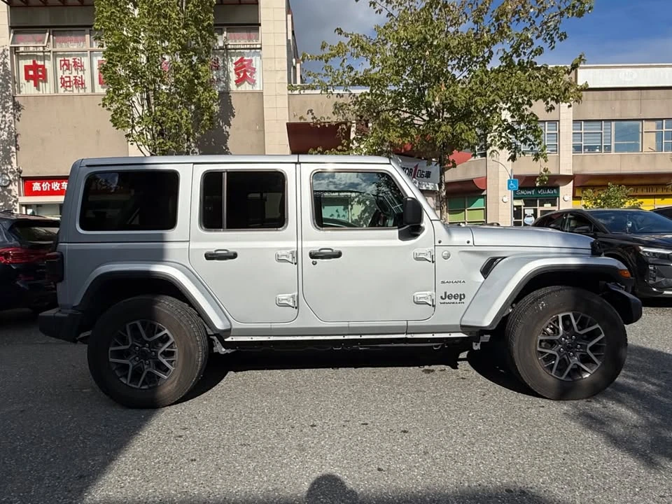2024 Jeep JL Wrangler - Image 6 of 20