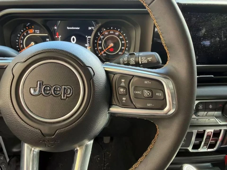 2024 Jeep JL Wrangler - Image 12 of 20