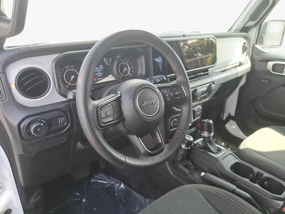 2024 Jeep JL Wrangler - Image 16 of 20
