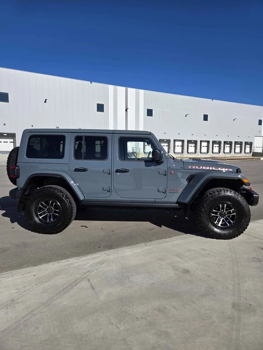 2024 Jeep JL Wrangler - Image 11 of 18