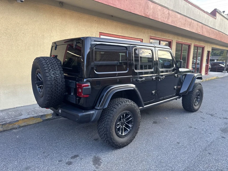 2024 Jeep JL Wrangler Rubicon 392 - Image 16 of 24