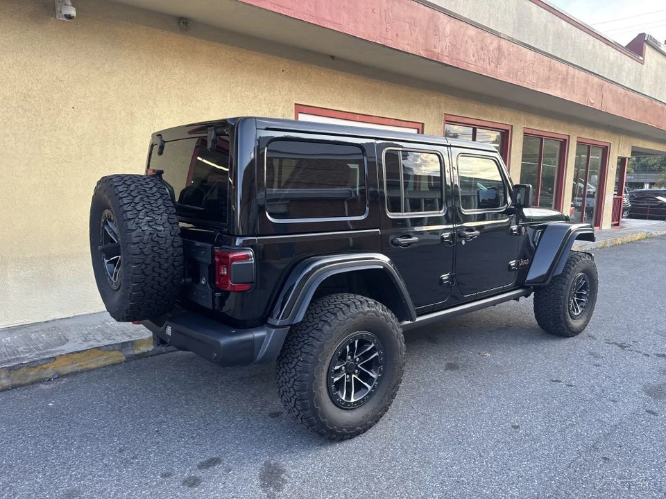2024 Jeep JL Wrangler Rubicon 392 - Image 15 of 24