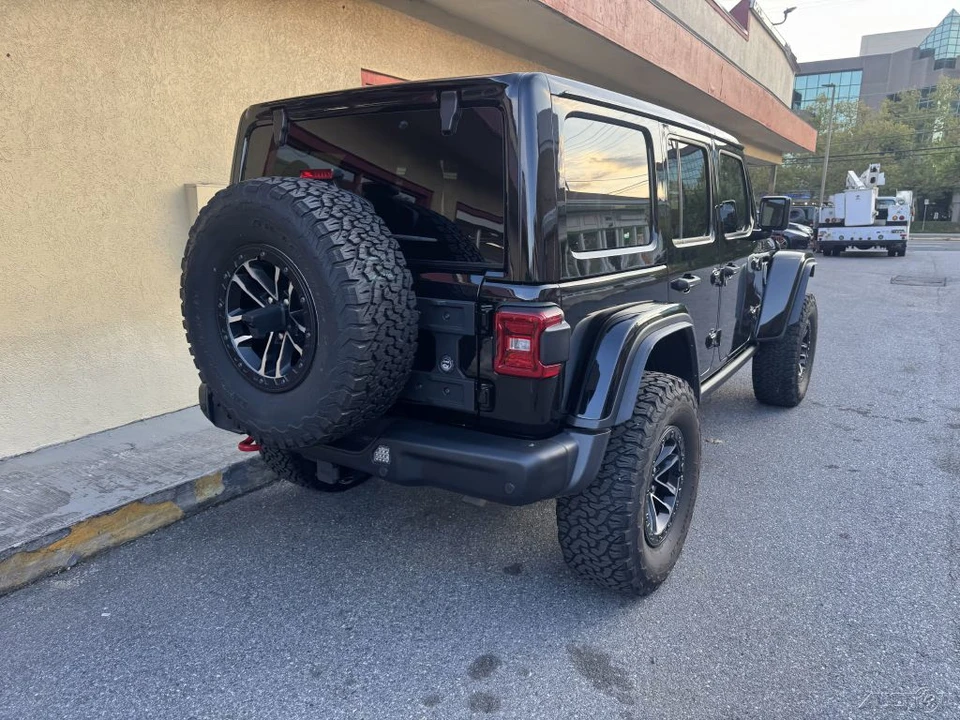 2024 Jeep JL Wrangler Rubicon 392 - Image 19 of 24
