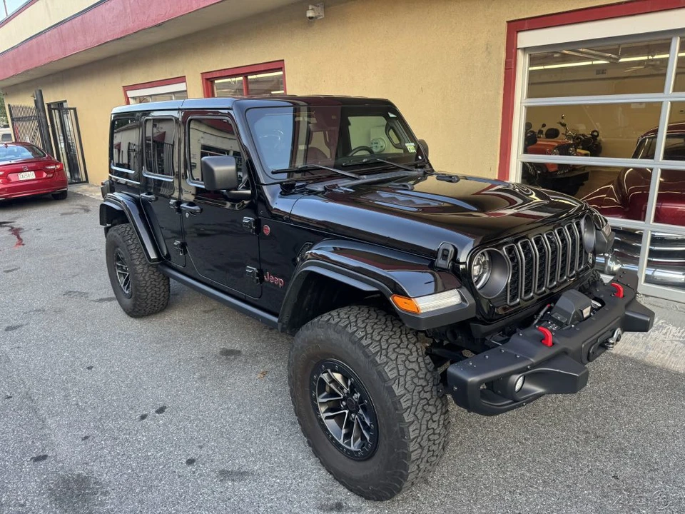 2024 Jeep JL Wrangler Rubicon 392 - Image 4 of 24