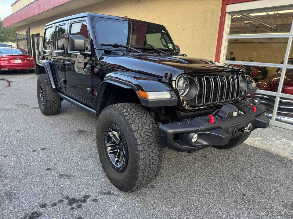 2024 Jeep JL Wrangler Rubicon 392 - Image 3 of 24