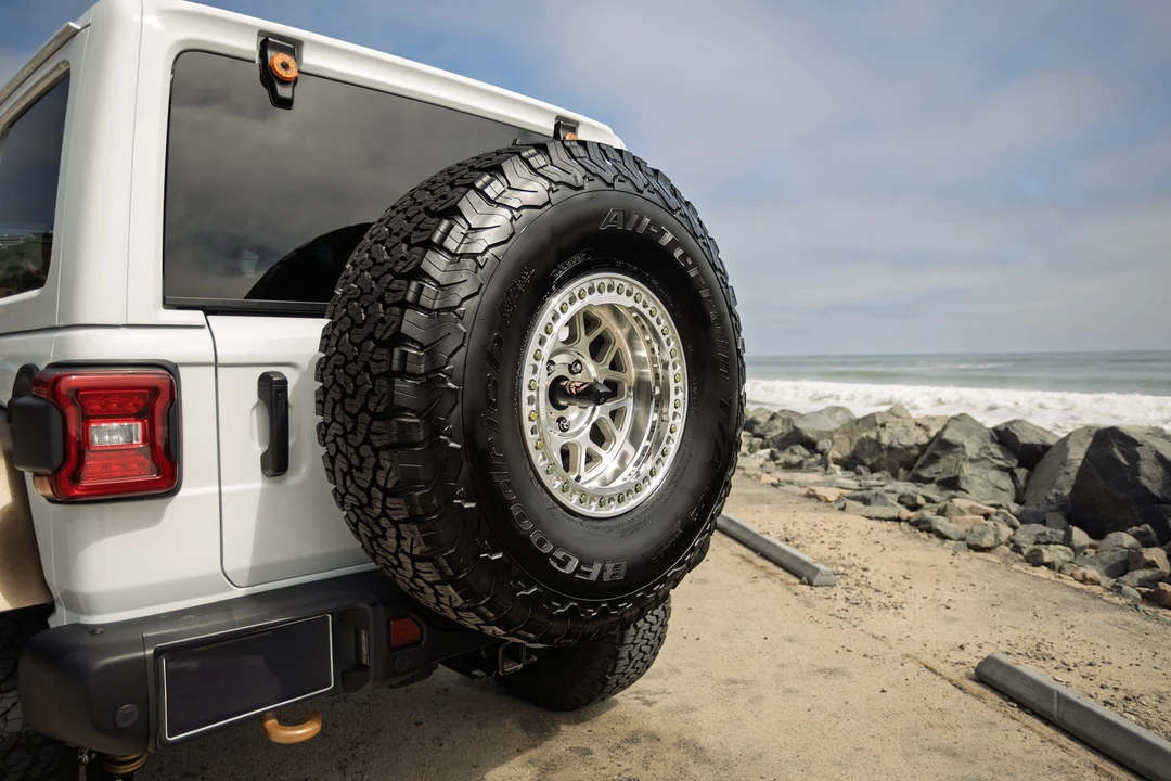 2024 Jeep JL Wrangler - Image 16 of 16
