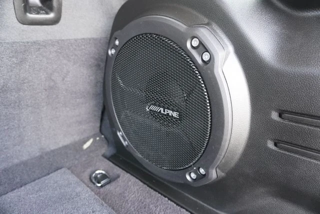 2024 Jeep JL Wrangler - Image 24 of 31